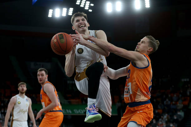 媒体与球迷 媒体与球迷